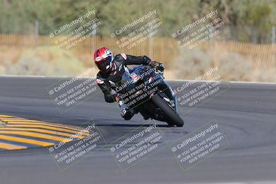 media/Oct-09-2022-SoCal Trackdays (Sun) [[95640aeeb6]]/Turn 3 (930am)/